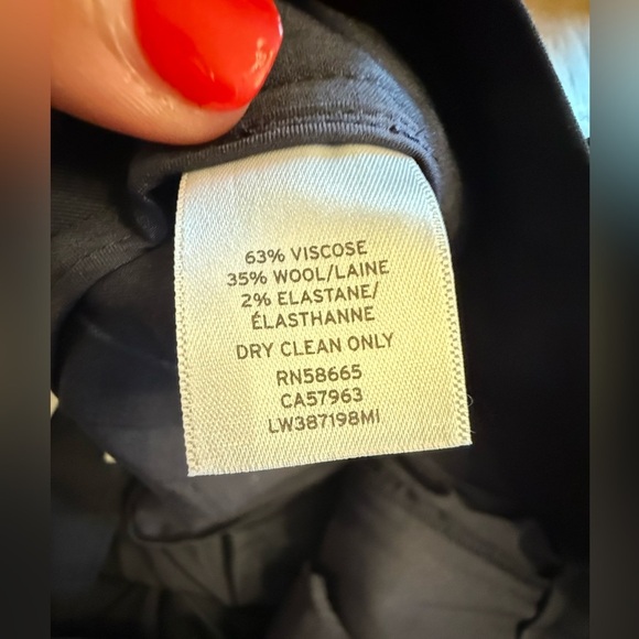 Lewit Navy Pleated Wool-Blend Tapered Trousers Size 8 with 28.5” inseam - Picture 5 of 5